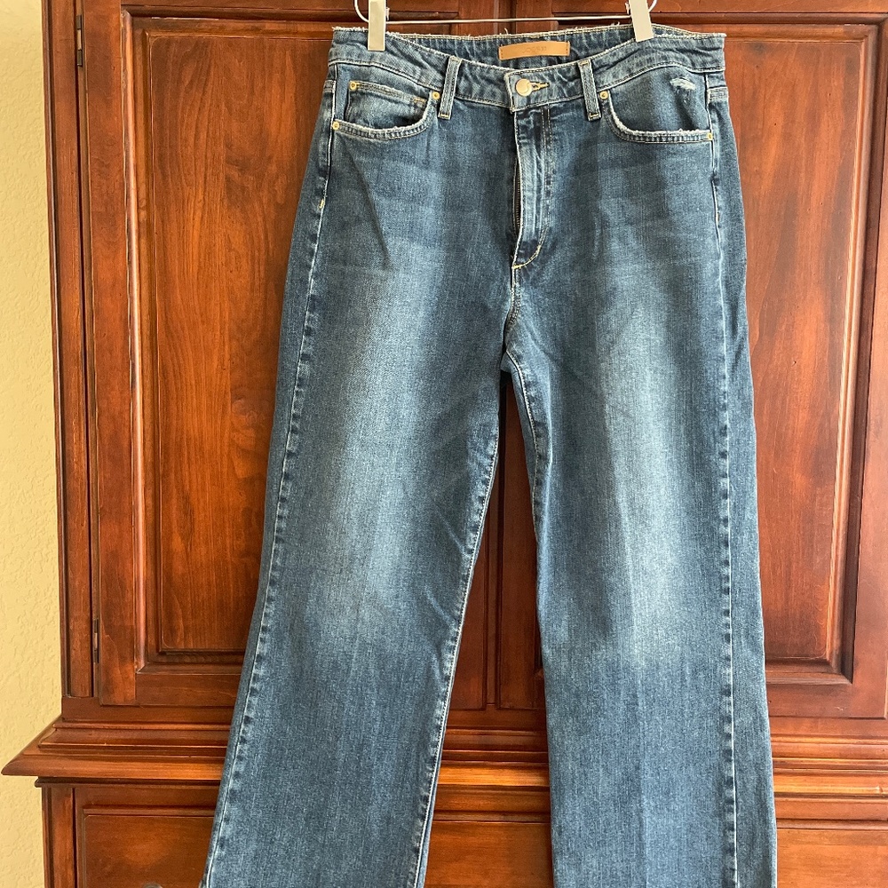 Joe’s Cropped Jeans.